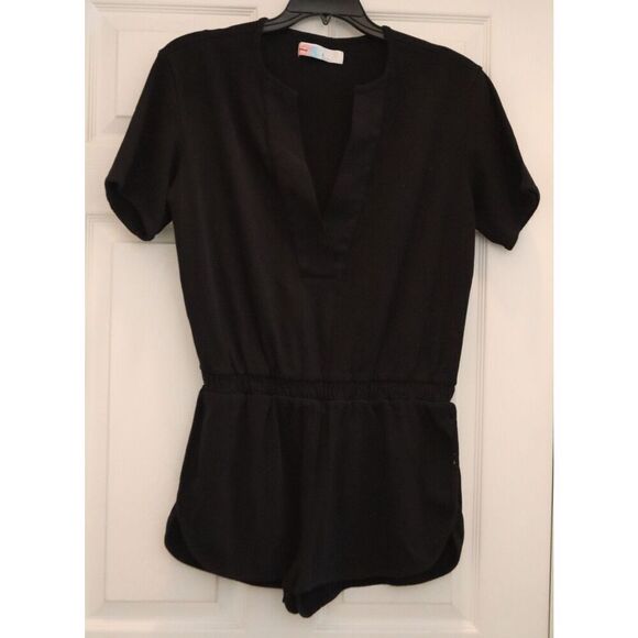 Free People Beach OB1999009 Women's Sz Medium Black Cotton S/S Romper - Picture 1 of 8